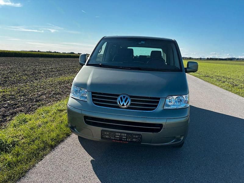 Gebraucht VW Multivan 174 PS (127 kW) 2005 Grün Van