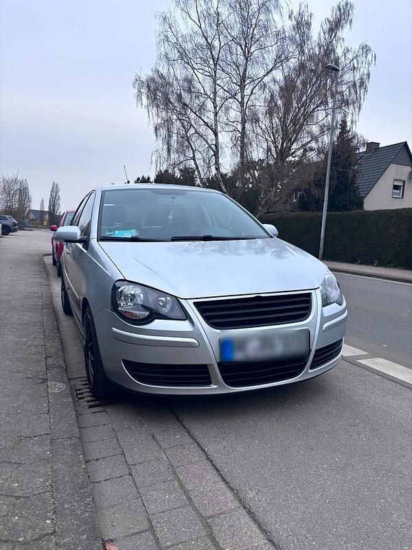 Gebraucht VW Polo 80 PS (58 kW) 2007 Grau Kleinwagen