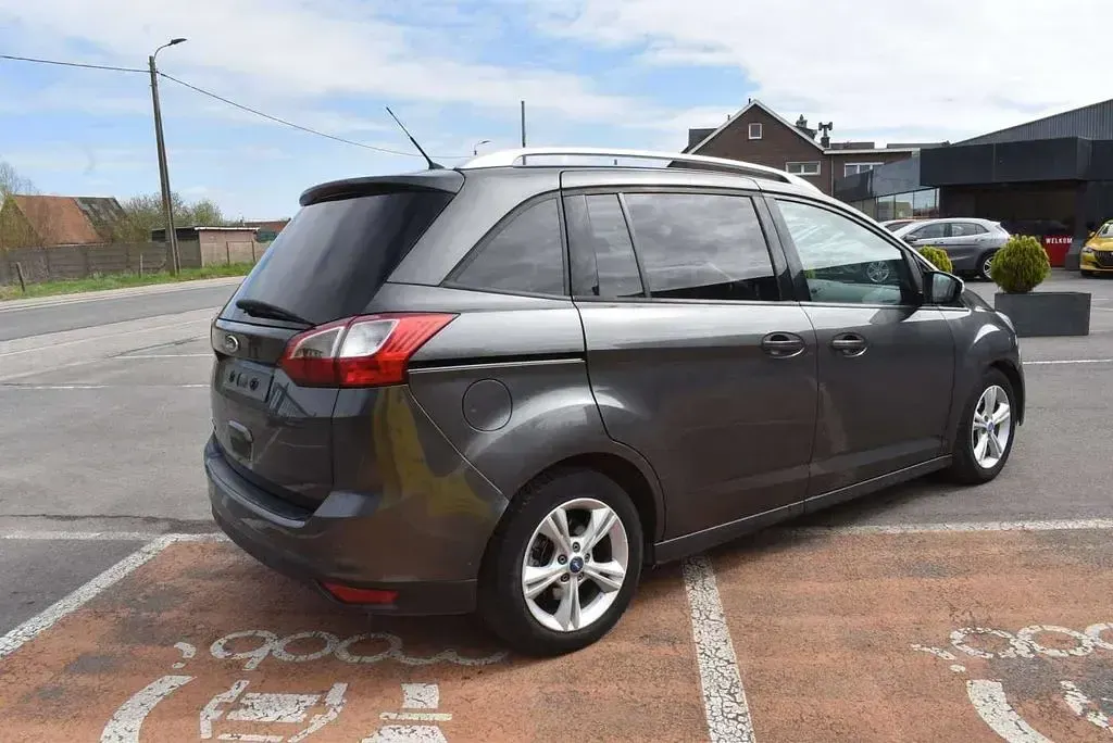 Używany Ford Grand C-Max Titanium 120 KM (88 kW) 2015 Szary Minivan