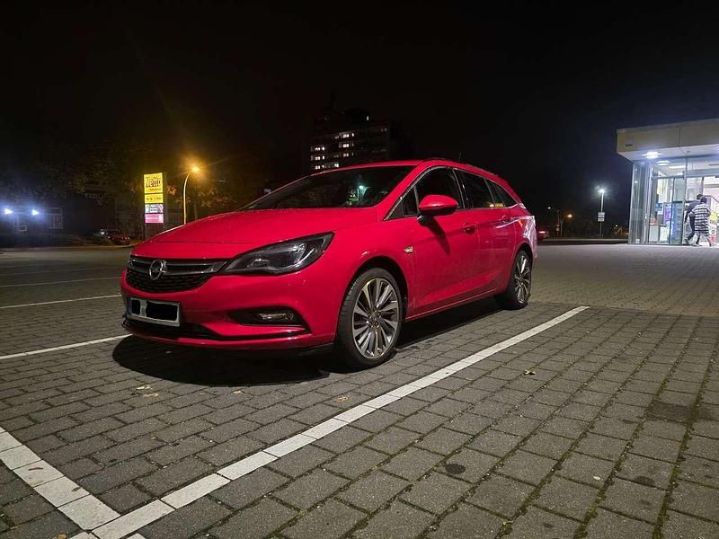 Gebraucht Opel Astra Dynamic 136 PS (100 kW) 2016 Rot Kombi