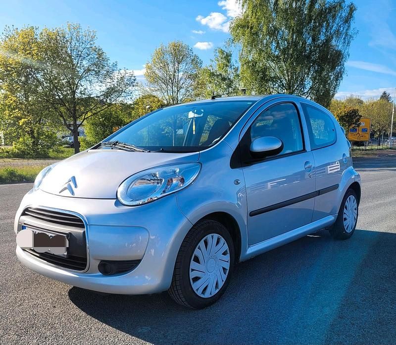 Silber Gebraucht 2009 Citroën C1 Kleinwagen | 2.600 € (Fairer Preis) - Bild 1/4