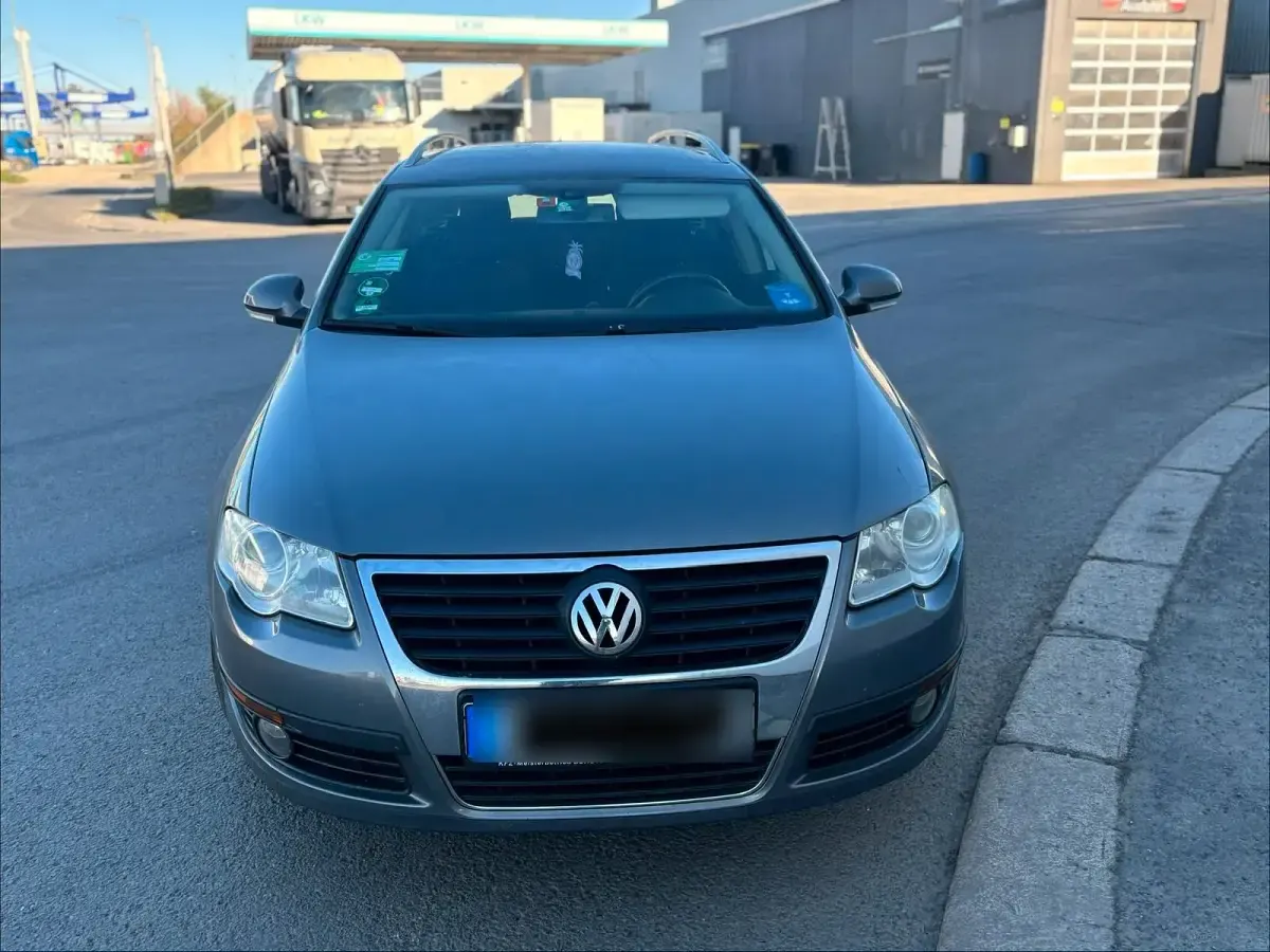 Second-hand VW Passat 140 CP (102 kW) 2007 Gri Break