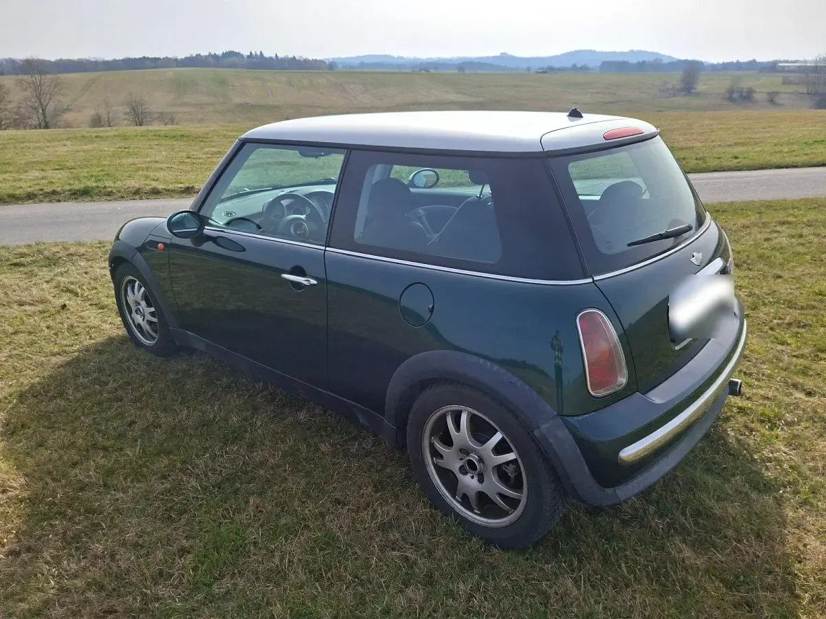 Usata Mini Cooper 116 CV (85 kW) 2002 Verde Utilitaria