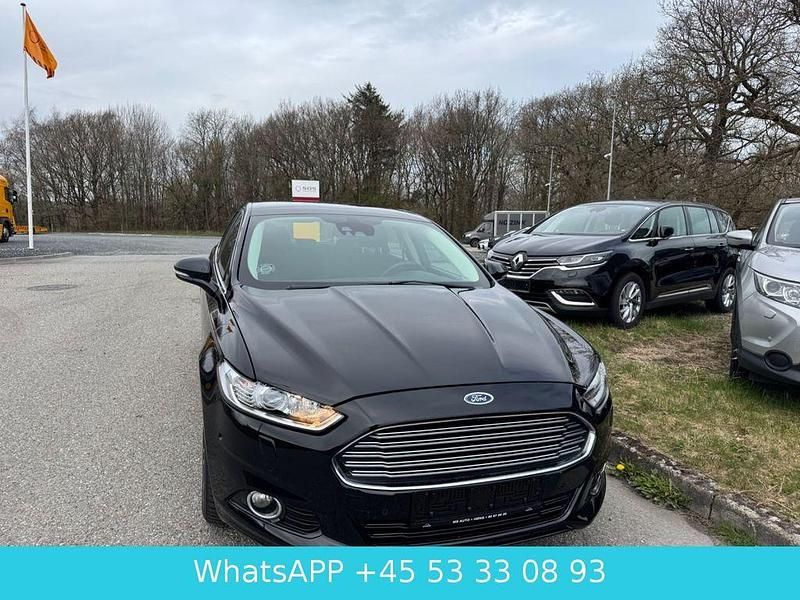 Gebraucht Ford Mondeo 160 PS (117 kW) 2015 Schwarz Limousine