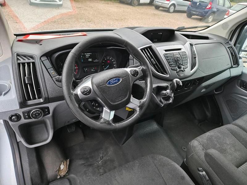 Używany Ford Transit 131 KM (96 kW) 2018 Biały Minivan