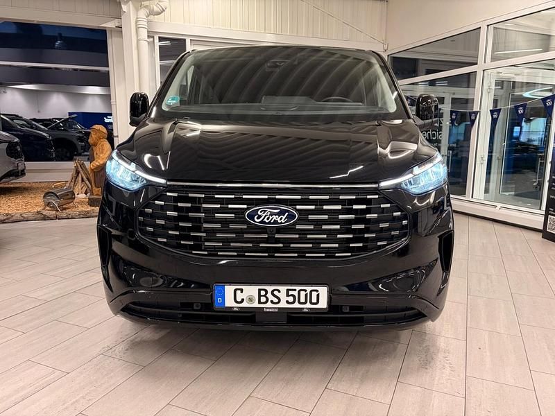 Gebraucht Ford Tourneo Titanium X 170 PS (125 kW) 2025 Agate black metallic (schwarz) Van / Kleinbus