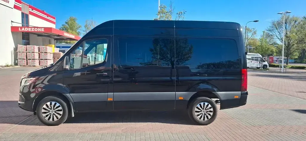 Gebraucht Mercedes Sprinter 190 PS (139 kW) 2020 Schwarz Van