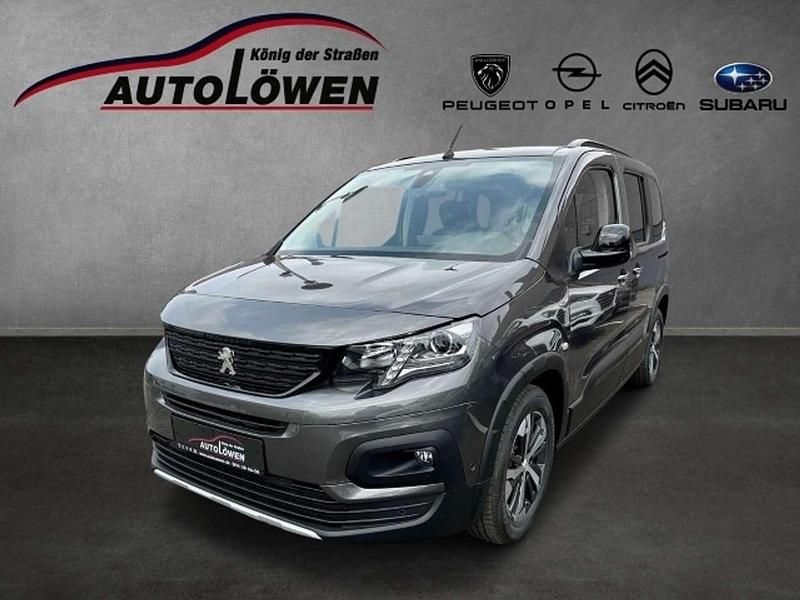 Vulkan grau (grau) Gebraucht 2023 Peugeot e-Rifter Allure Van / Kleinbus | 27.350 € (Etwas zu teuer) - Bild 1/4