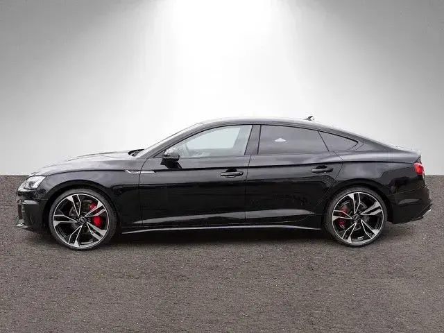 Gebraucht Audi A5 Sportback S-Line 204 PS (150 kW) 2025 Schwarz Kleinwagen