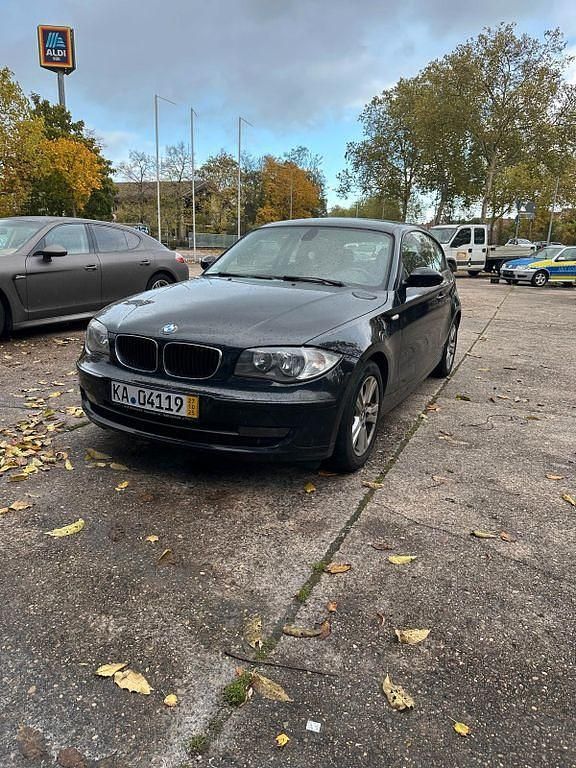 Schwarz Gebraucht 2008 BMW 118 Kleinwagen | 1.949 € (Superpreis) - Bild 1/4