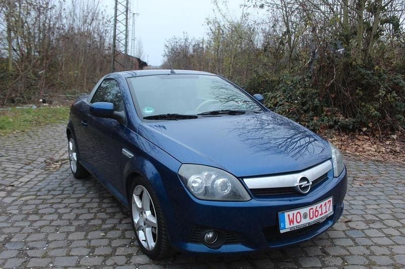 Gebraucht Opel Tigra Cosmo 90 PS (66 kW) 2004 Blau Cabrio