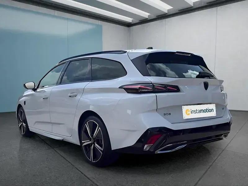 Gebraucht Peugeot 308 SW GT 131 PS (96 kW) 2024 Weiß Kombi
