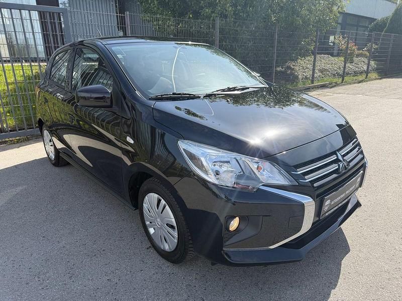 Gebraucht Mitsubishi Space Star Select 71 PS (52 kW) 2025 Schwarz Kleinwagen