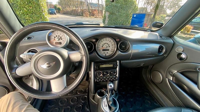 Gebraucht Mini Cooper Cabriolet 116 PS (85 kW) 2005 Silber Cabrio