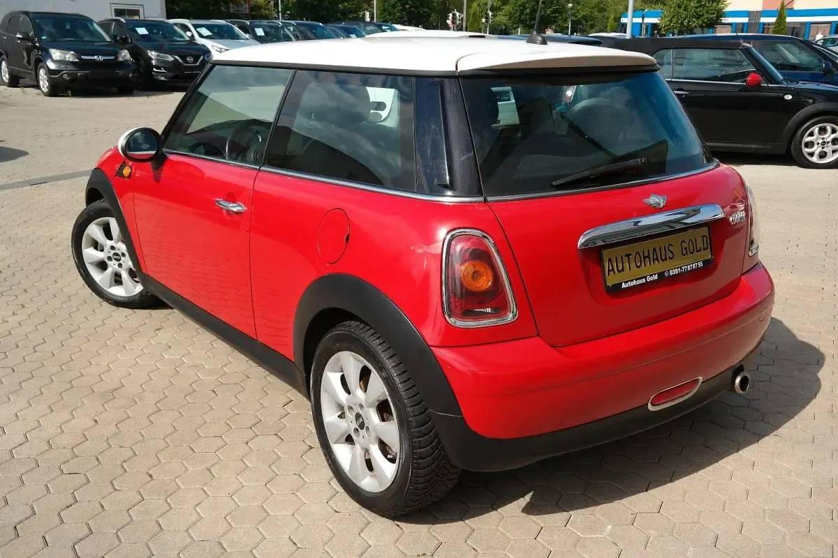 Gebraucht Mini Cooper 120 PS (88 kW) 2007 Rot Kleinwagen