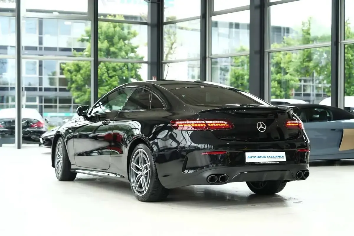 Gebraucht Mercedes E53 AMG AMG 435 PS (319 kW) 2021 Obsidianschwarz Coupé