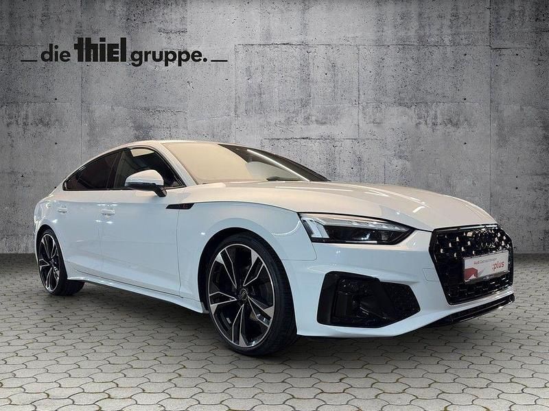 Gebraucht Audi A5 Sportback Competition 163 PS (119 kW) 2023 Weiß Kleinwagen