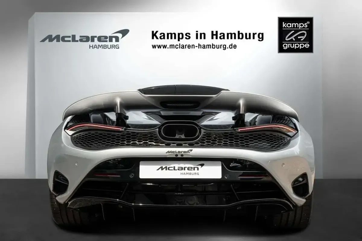 Neu McLaren 600LT 751 PS (552 kW) 2026 Elite paint  supernova silver Coupé