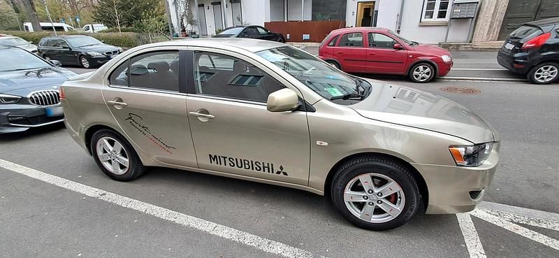 Gebraucht Mitsubishi Lancer 143 PS (105 kW) 2008 Beige Limousine