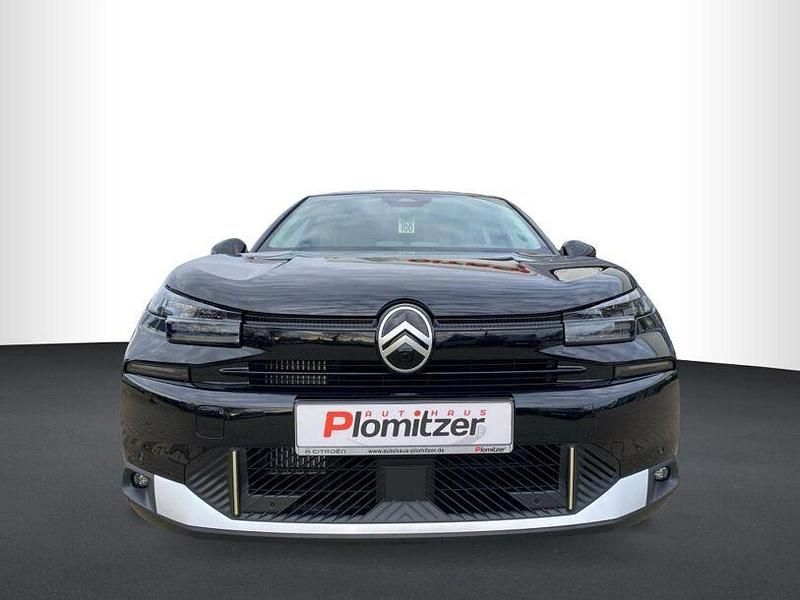 Neu Citroën C4 PureTech 131 PS (96 kW) 2025 Perlaneraschwarz metallic Limousine