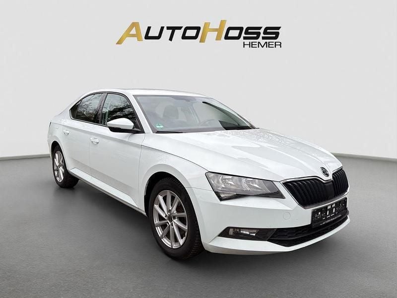 Gebraucht Skoda Superb Active 190 PS (139 kW) 2017 Weiß Limousine