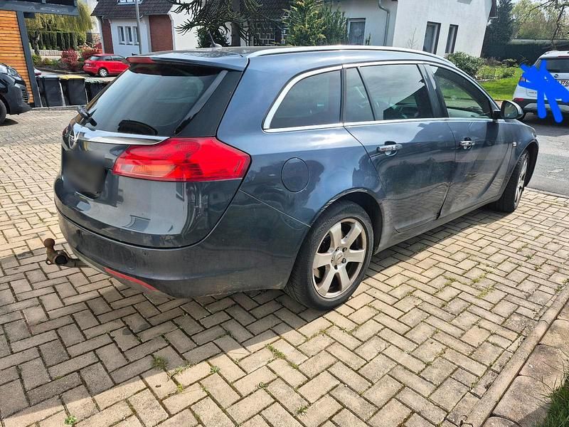 Gebraucht Opel Insignia 160 PS (117 kW) 2009 Blau Kombi