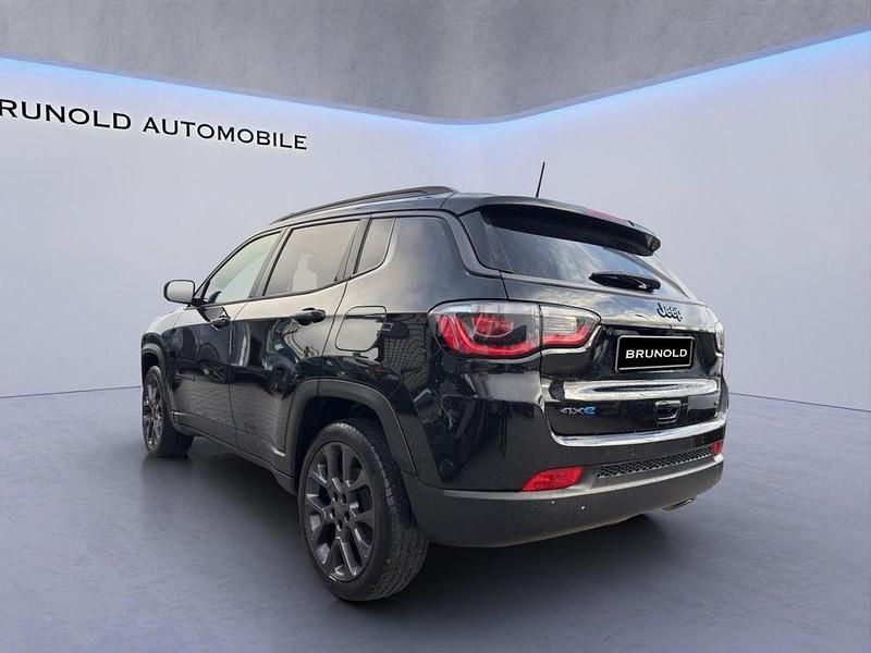 Gebraucht Jeep Compass 179 PS (131 kW) 2020 Schwarz SUV