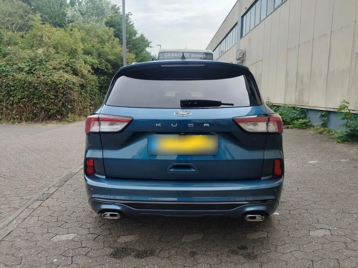Gebraucht Ford Kuga ST-Line 150 PS (110 kW) 2022 Blau SUV