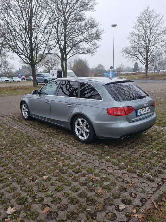 Gebraucht Audi A4 Sport 160 PS (117 kW) 2010 Silber Kombi