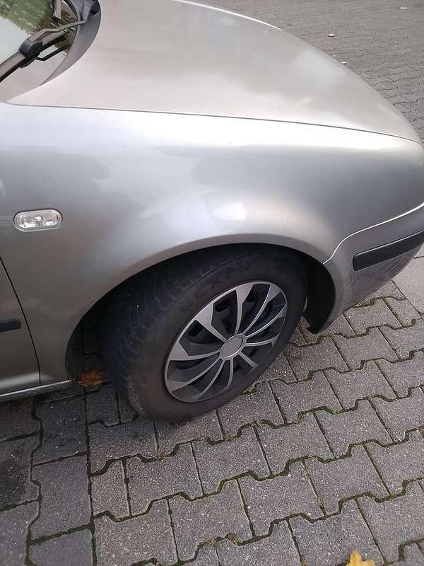 Gebraucht VW Golf IV Trendline 101 PS (74 kW) 2002 Grün Kombi