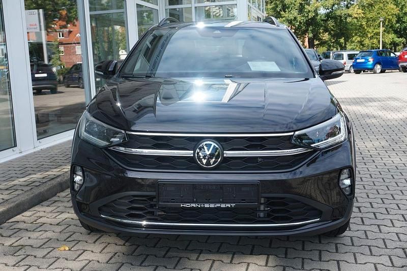 Gebraucht VW Taigo Move 150 PS (110 kW) 2024 Schwarz SUV