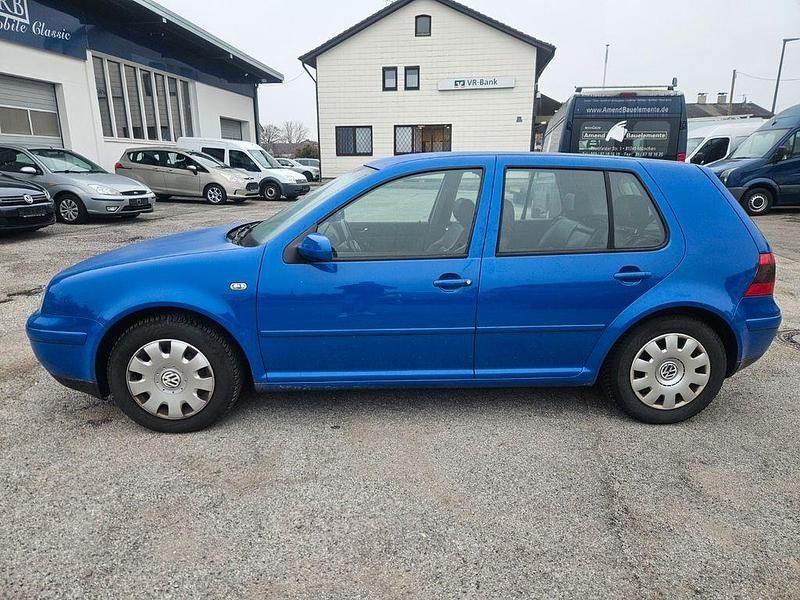 Gebraucht VW Golf IV Highline 116 PS (85 kW) 2002 Blau Limousine