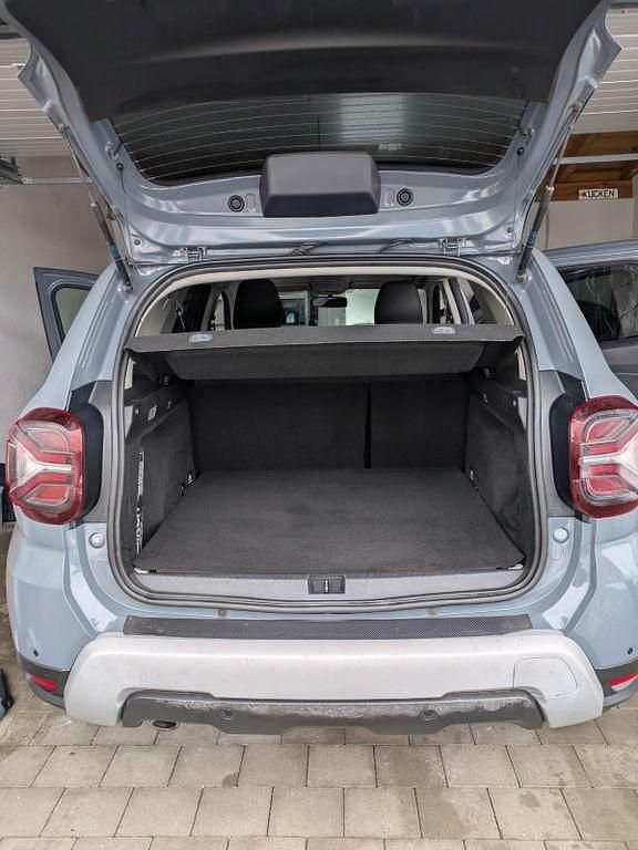 Gebraucht Dacia Duster Extreme 114 PS (83 kW) 2022 Grau SUV