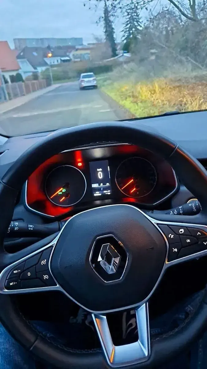 Brugt Renault Clio V Experience 72 HK (52 kW) 2020 Sølv Hatchback