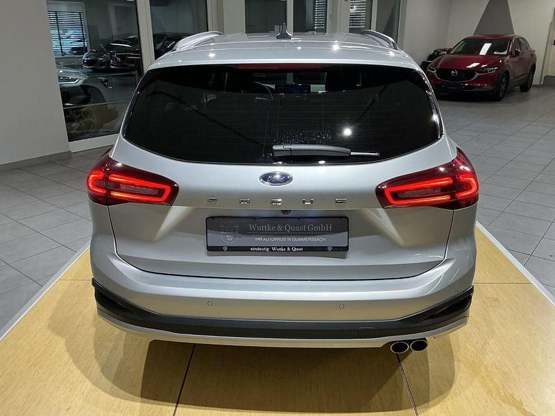 Gebraucht Ford Focus Active 125 PS (91 kW) 2025 Silber Limousine
