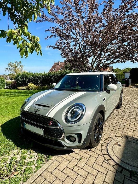 Grau Gebraucht 2019 Mini Cooper SD Clubman Kombi | 21.990 € (Fairer Preis) - Bild 1/4