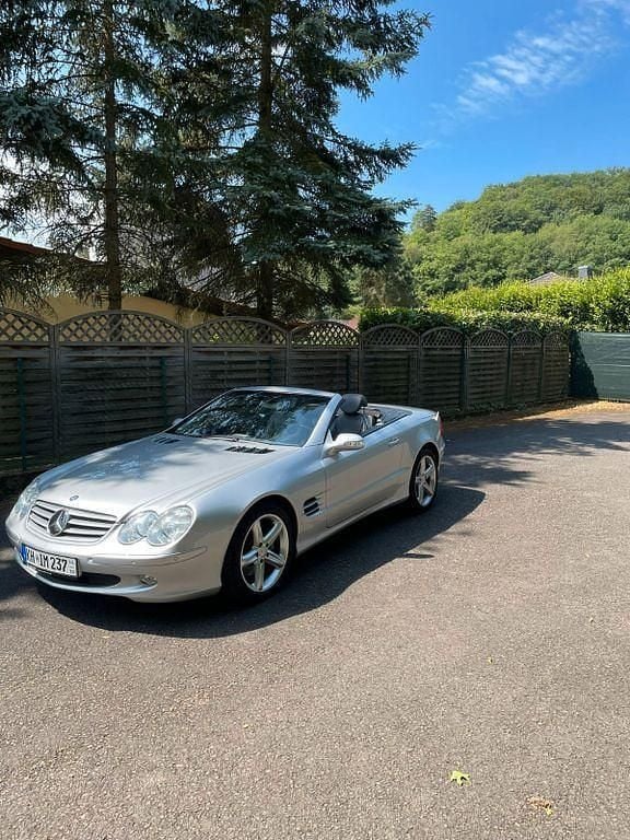 Silber Gebraucht 2003 Mercedes SL500 Cabrio | 25.990 € (Fairer Preis) - Bild 1/4