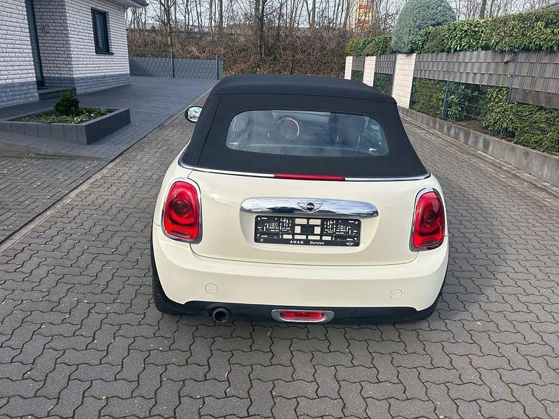 Gebraucht Mini One Cabriolet 102 PS (75 kW) 2017 Weiß Cabrio