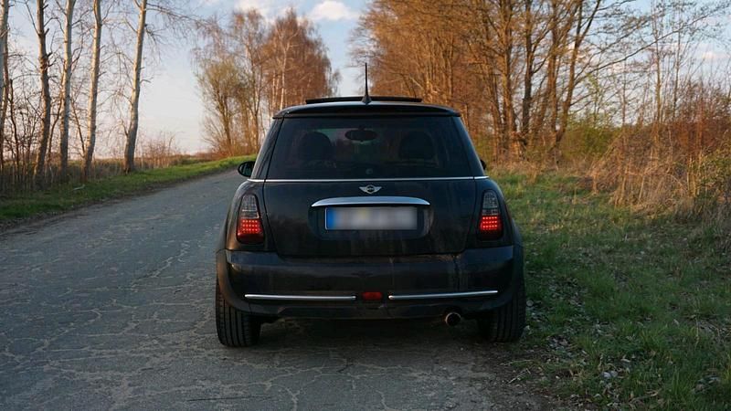 Usado Mini Cooper 116 HP (85 kW) 2005 Preto Citadino