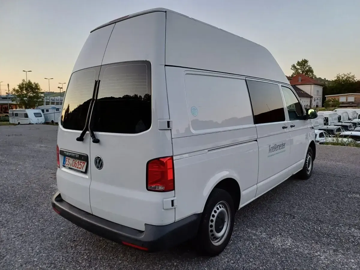 Second-hand VW Transporter 150 CP (110 kW) 2020 Alb Van