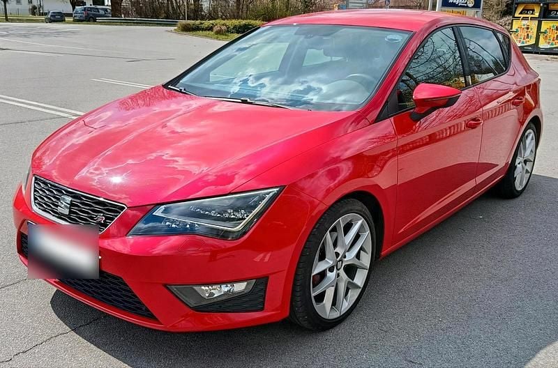 Gebraucht Seat Leon FR 122 PS (89 kW) 2014 Rot Limousine