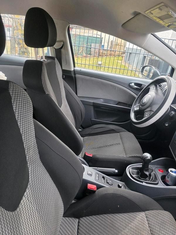 Gebraucht Seat Leon 105 PS (77 kW) 2008 Schwarz Kleinwagen