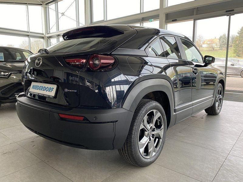 Gebraucht Mazda MX30 106 kW (145 PS) 2023 Jet black (metallic) SUV