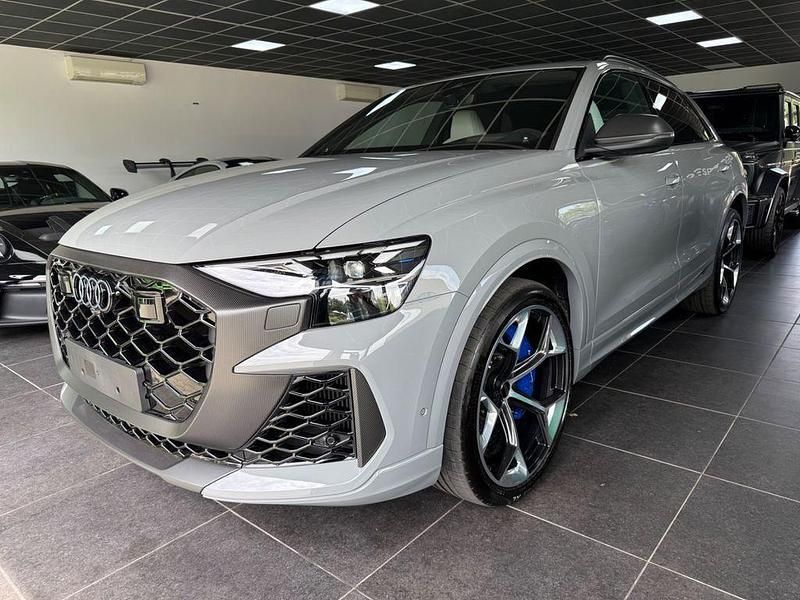 Neu Audi RS Q8 Performance 640 PS (470 kW) 2025 Grau SUV