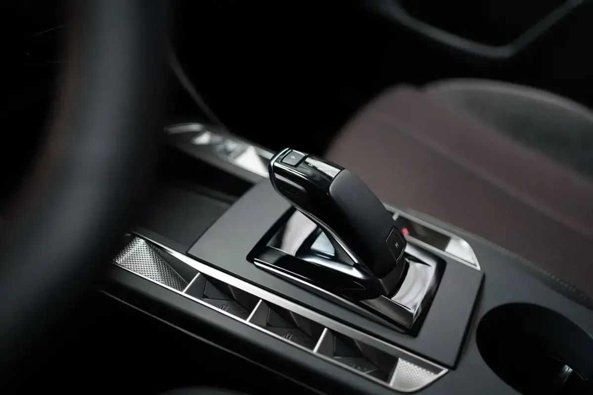Gebraucht DS Automobiles DS3 Performance 131 PS (96 kW) 2025 Perla nera schwarz Limousine