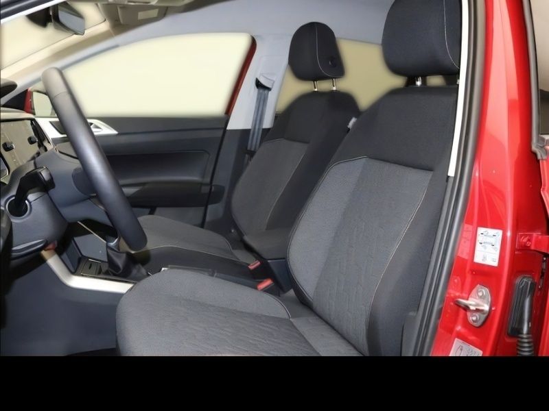 Gebraucht VW Polo Move 95 PS (69 kW) 2024 Rot Limousine