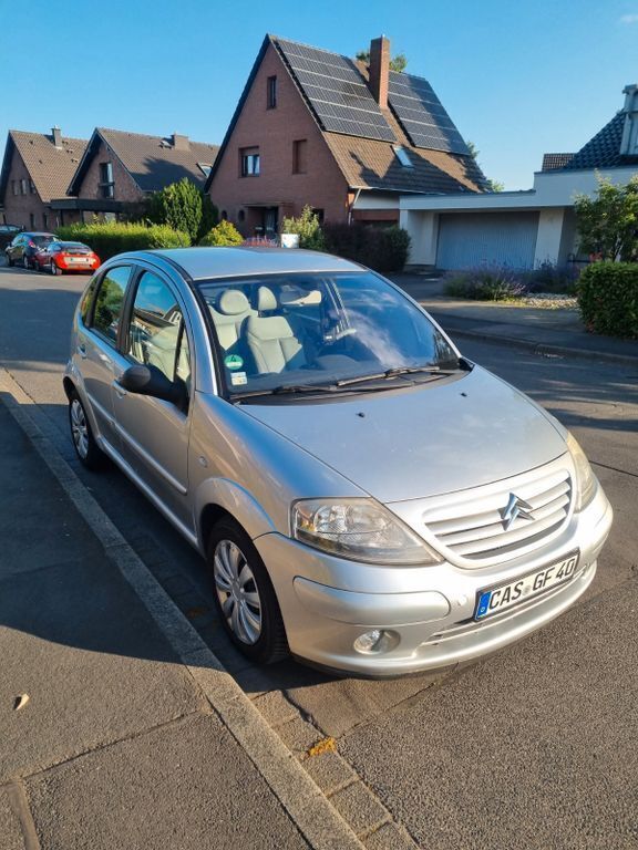 Silber Gebraucht 2002 Citroën C3 Exclusive Kleinwagen | 3.999 € (Fairer Preis) - Bild 1/4