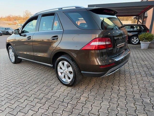 Gebraucht Mercedes ML350 306 PS (225 kW) 2012 Braun SUV