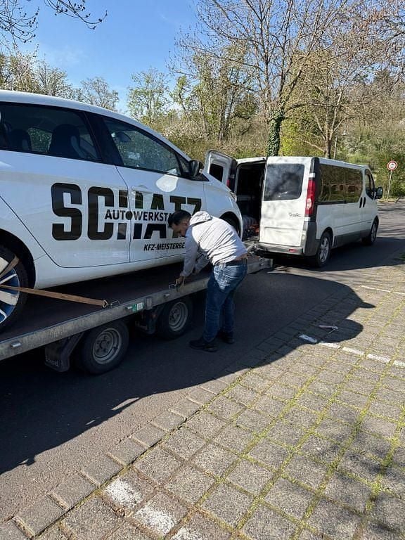 Weiß Gebraucht 2014 Renault Zoe Zen Kleinwagen | 4.900 € (Guter Preis) - Bild 1/4