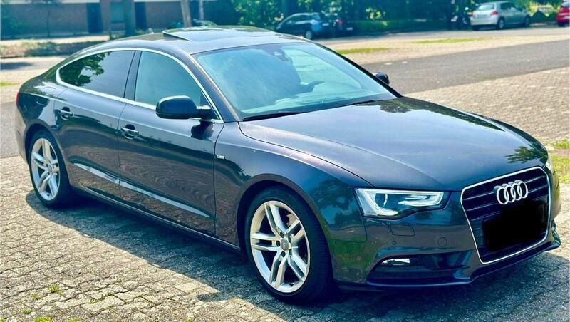 Grau Gebraucht 2014 Audi A5 Sportback Comfort Limousine | 17.000 € (Guter Preis) - Bild 1/4